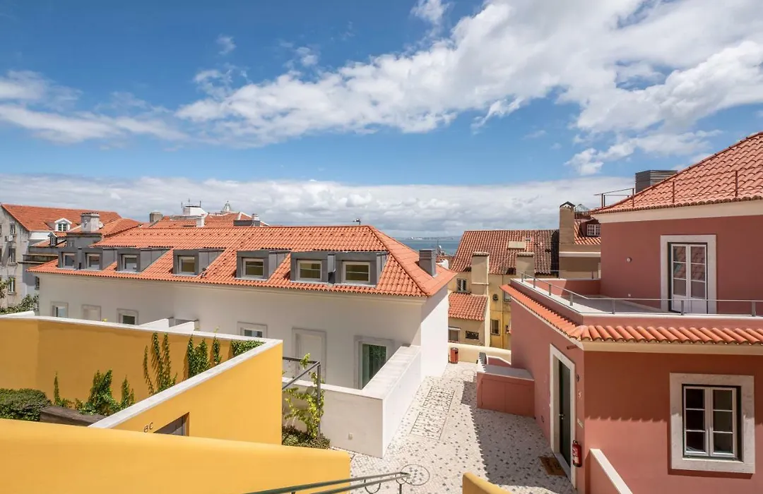 Tandem Palacio Alfama Apartments-1
